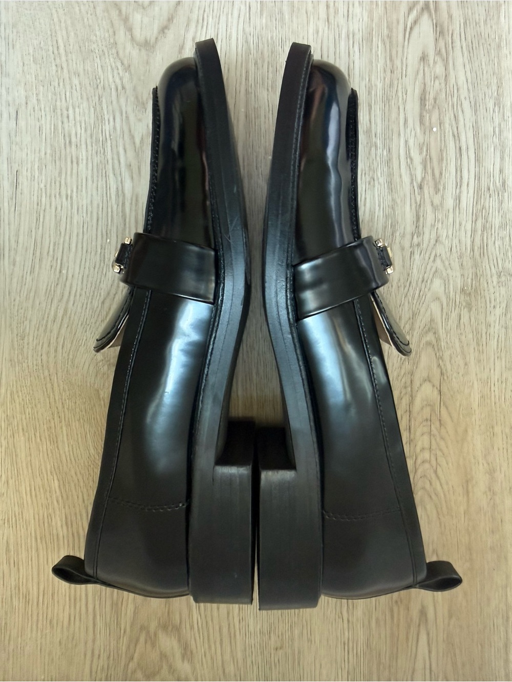 Sam Edelman Christy Loafers Black Patent Leather Mixed Metal Bit Chain Size 10.5 - Picture 5 of 7